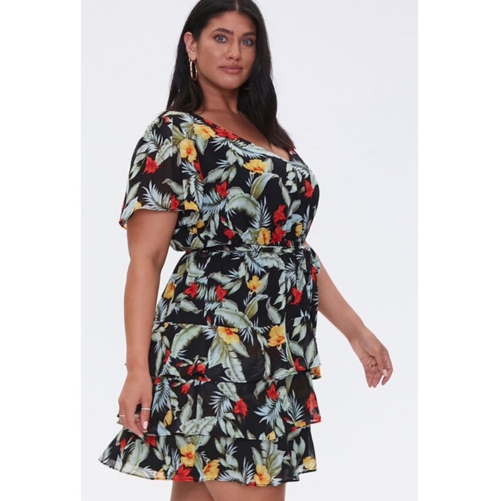 Forever 21 Black Tropical Floral Ruffle Dress